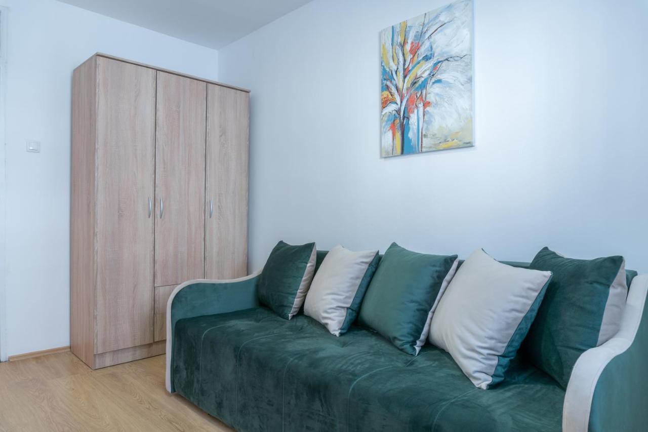 Gerardus Apartmani Vrsac Exterior foto