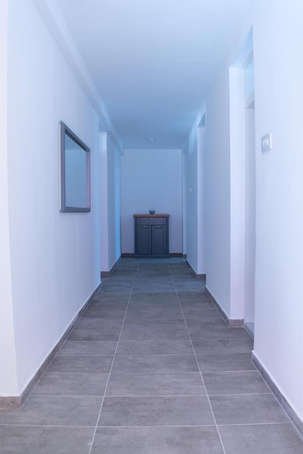 Gerardus Apartmani Vrsac Exterior foto
