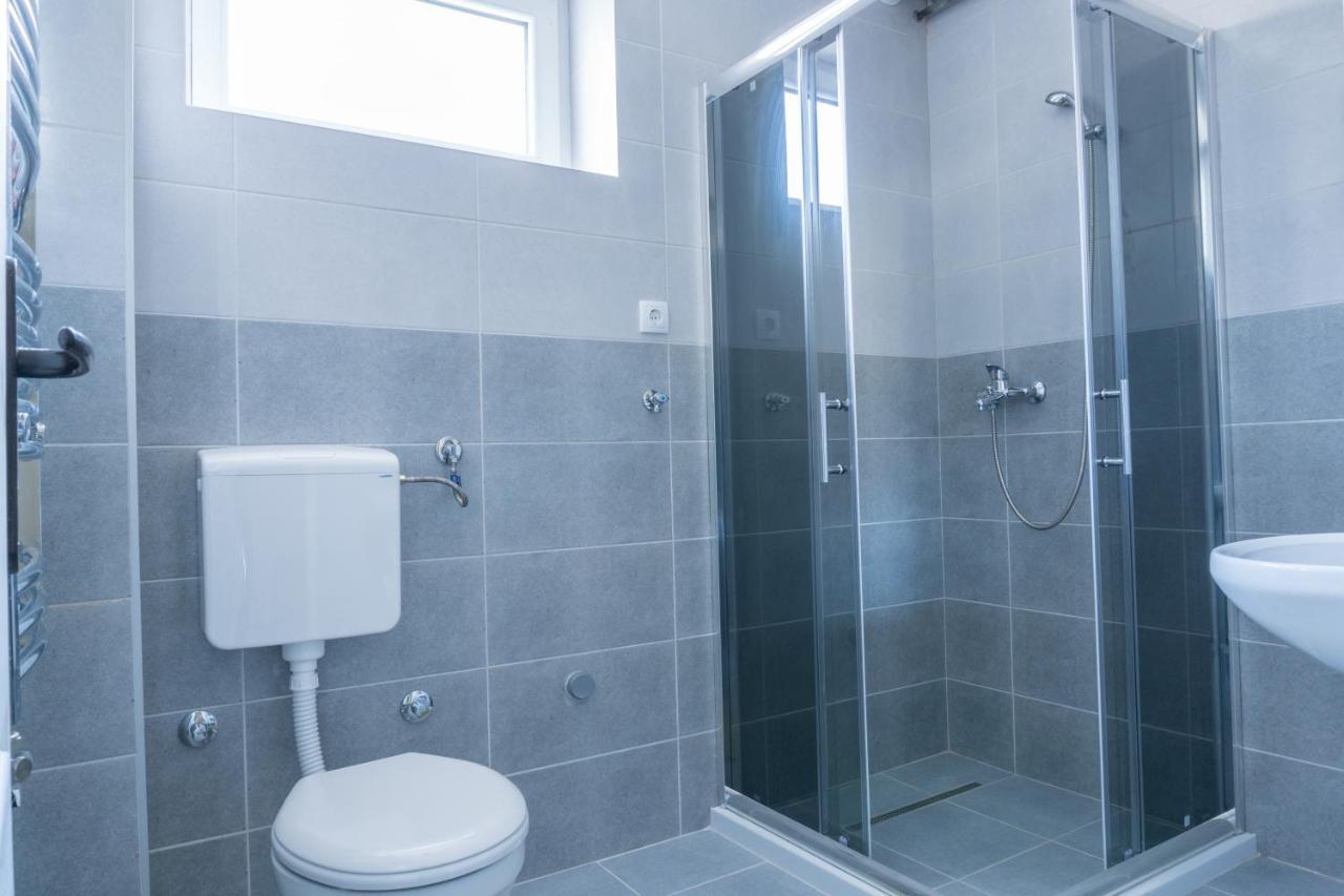 Gerardus Apartmani Vrsac Exterior foto
